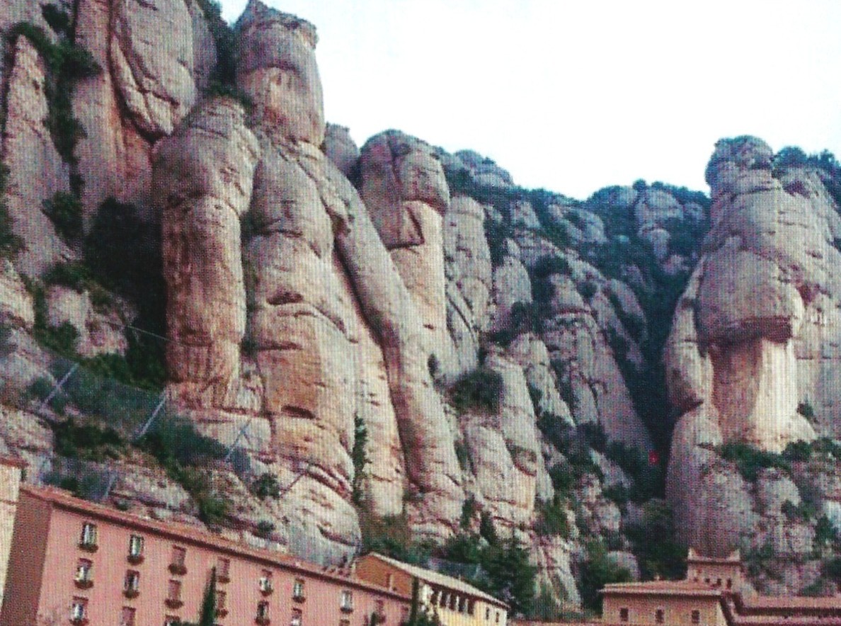 Recente foto van de berg Montserrat